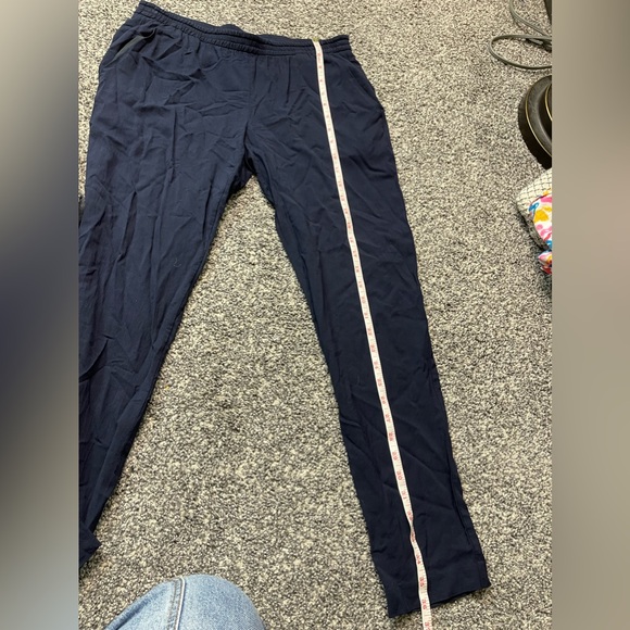 Theory NWOT Navy Viscose Lightweight Urban Pull on Dressy Pants Sz M Designer - Picture 7 of 8